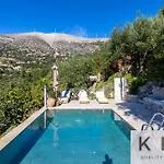 ヴィラ Anti-pera With Private Pool In Dilinata Village! *